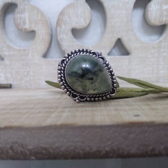 PREHNITE SILVER STONE RING NWOT - Picture 7 of 7
